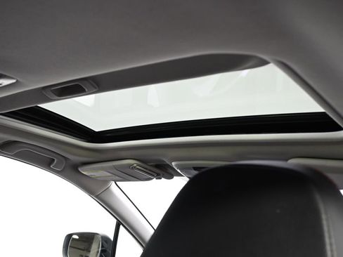 Certified 2023 Subaru Crosstrek 2.5i Limited w/ Moonroof Package image 17