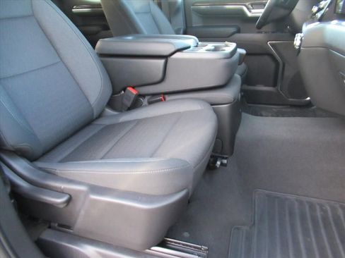 Certified 2024 GMC Sierra 1500 Elevation image 11