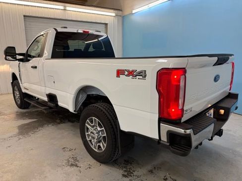 Used 2025 Ford F350 XLT w/ FX4 Off-Road Package image 6