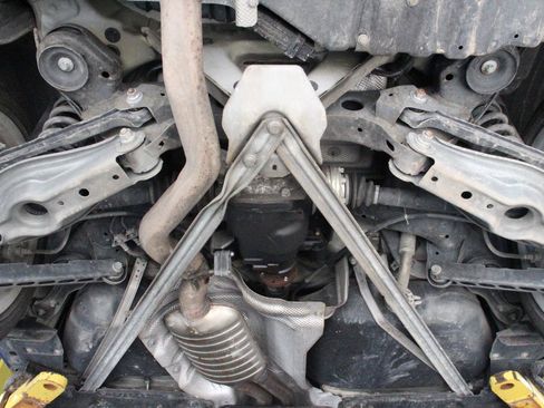 Used 2013 BMW 128i Convertible image 97