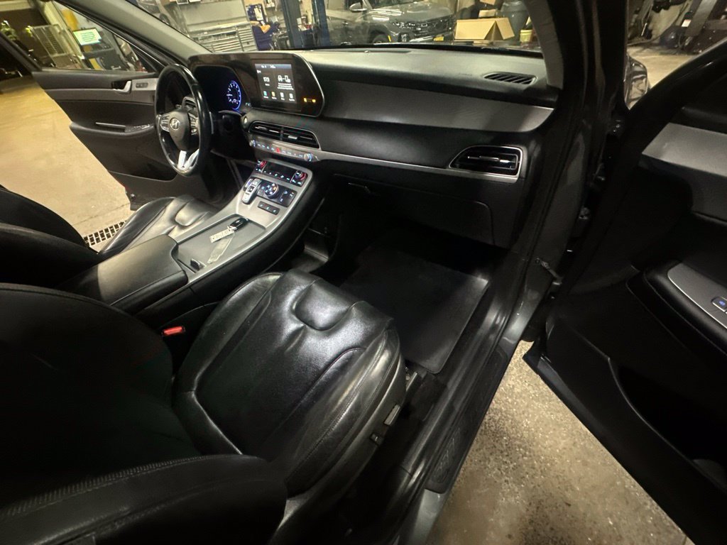 Used 2020 Hyundai Palisade SEL w/ Premium Package AWD/4WD image 28