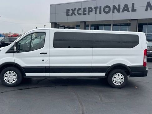 Used 2023 Ford Transit 350 XLT image 2