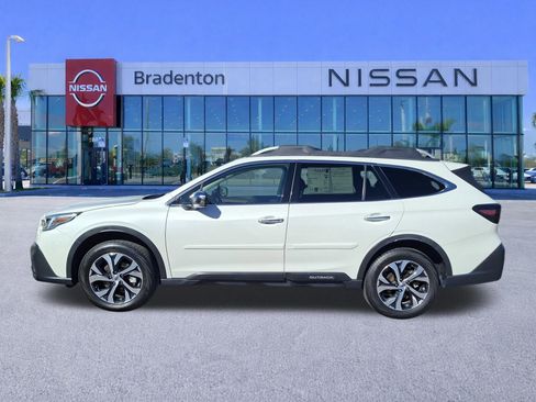 Used 2022 Subaru Outback Touring image 8