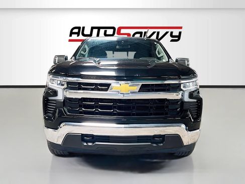 Used 2025 Chevrolet Silverado 1500 LT w/ Safety Package AWD/4WD image 2