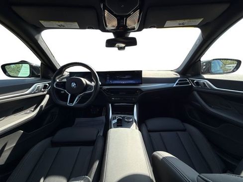 Used 2025 BMW 430i xDrive w/ M Sport Package image 21