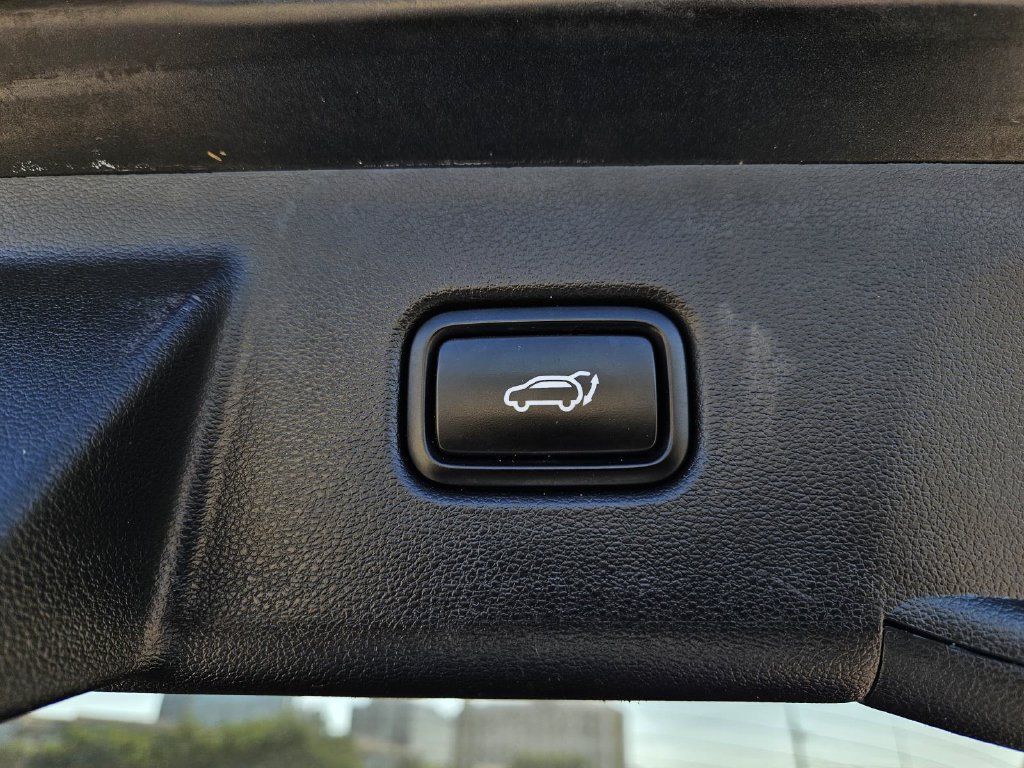 Used 2022 Hyundai Tucson Limited FWD image 33