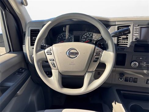 Used 2020 Nissan NV 3500 SV w/ Navigation Package image 12