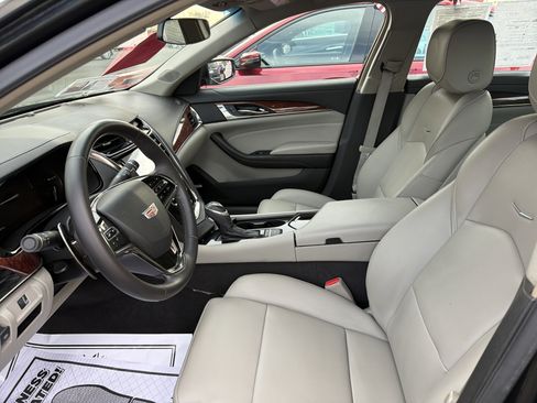 Used 2018 Cadillac CTS Sedan image 9