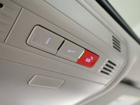 Used 2024 Volkswagen Jetta SE image 19