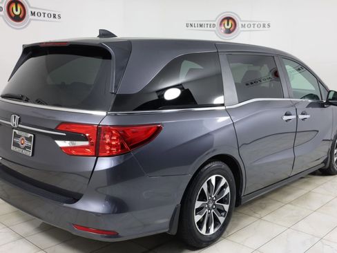 Used 2023 Honda Odyssey EX-L image 3