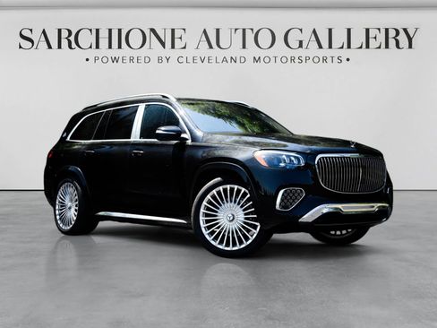 Used 2025 Mercedes-Benz Maybach GLS 600 4MATIC image 9