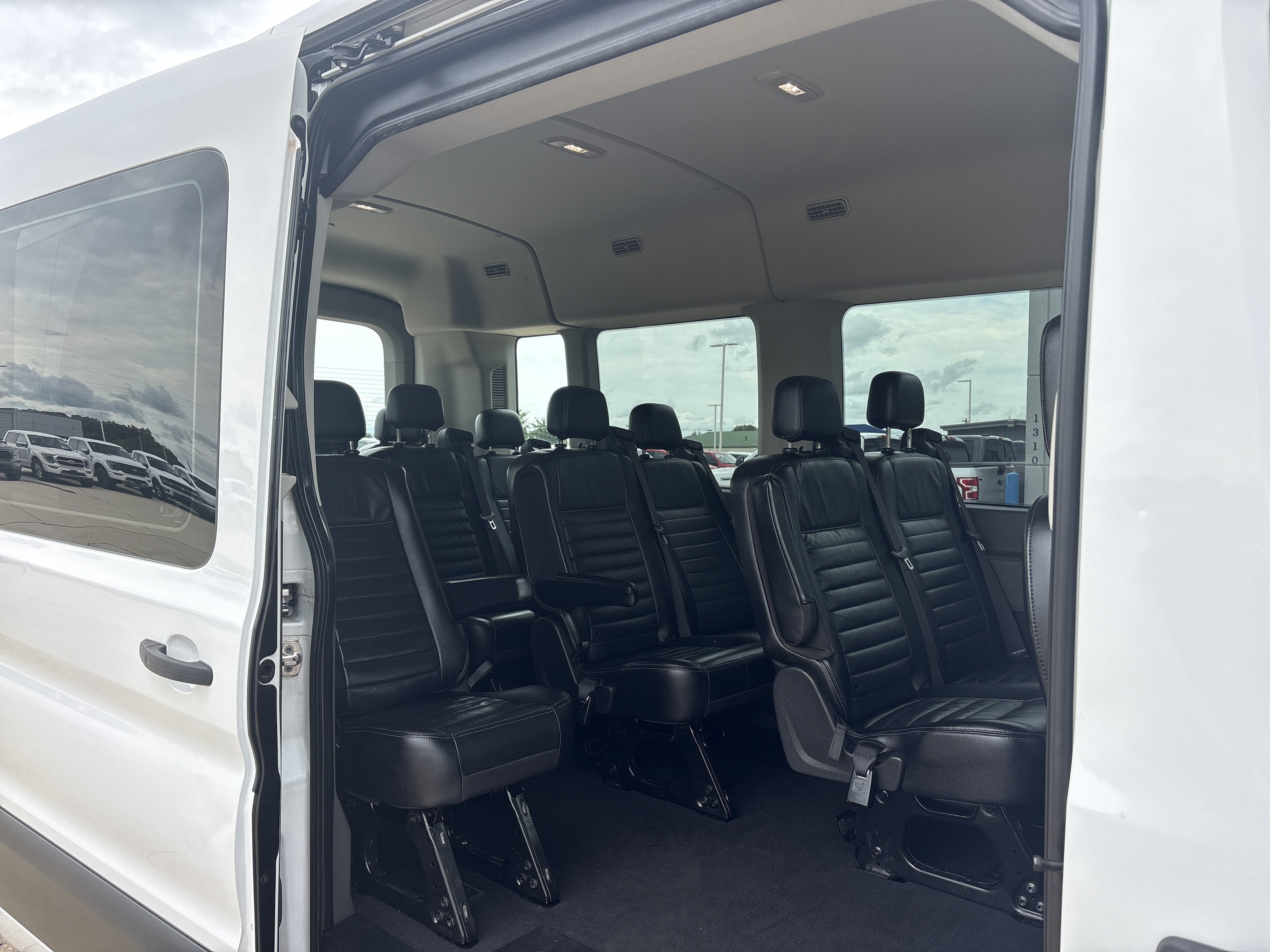 Used 2023 Ford Transit 350 XLT AWD/4WD image 7