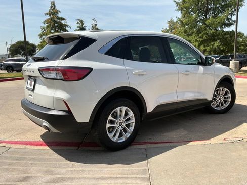 Used 2021 Ford Escape SE FWD image 6