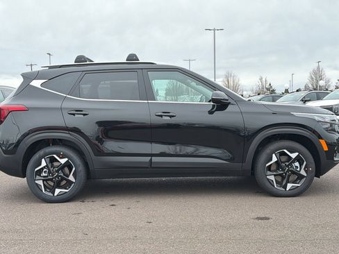 New 2026 Kia Seltos EX image 4