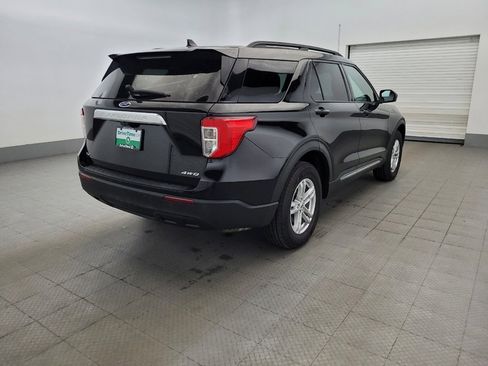 Used 2021 Ford Explorer XLT AWD/4WD image 9