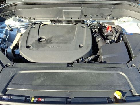 Certified 2023 Volvo XC90 B6 Plus w/ Protection Package image 29