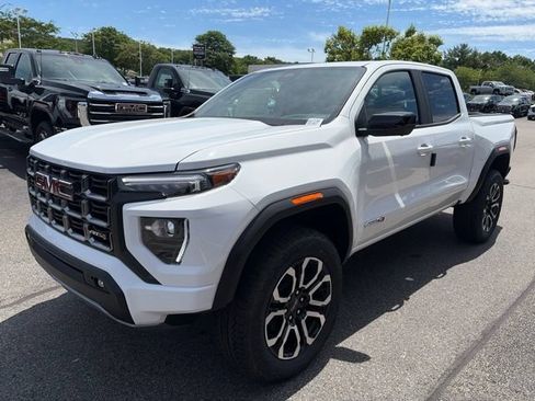 New 2026 GMC Canyon AT4 w/ Nightfall Edition AWD/4WD image 7