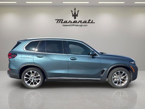 Used 2024 BMW X5 xDrive40i w/ Parking Assistance Package image 7