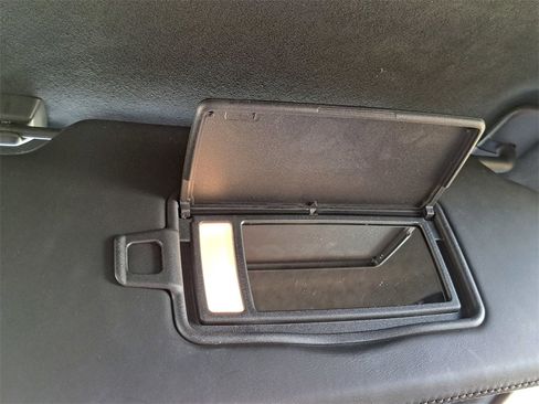 Used 2023 Volvo XC90 B6 Ultimate w/ Lounge Package image 15