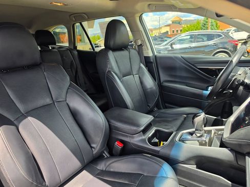 Used 2020 Subaru Outback Limited AWD/4WD image 17