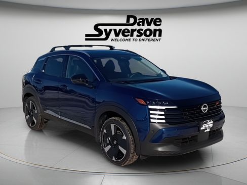 New 2026 Nissan Kicks SR w/ Cold Weather Package AWD/4WD image 7