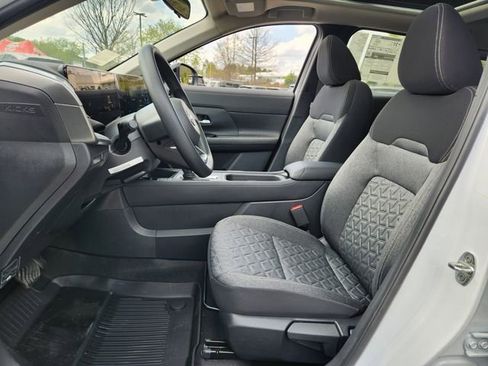 New 2026 Nissan Kicks SV FWD image 9