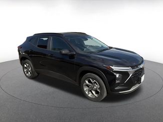 Used 2025 Chevrolet Trax LT w/ LT Convenience Package video 2