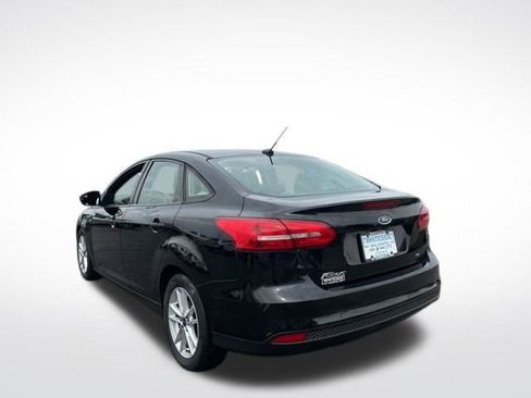 Used 2017 Ford Focus SE image 11