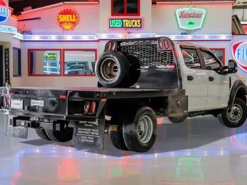 Used 2020 Ford F350 XL w/ Power Equipment Group image 3