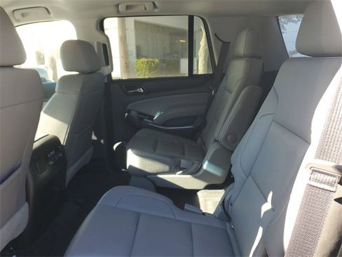 Used 2019 Chevrolet Tahoe LT w/ Luxury Package image 7