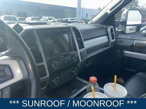 Used 2019 Ford F350 Lariat w/ Lariat Ultimate Package image 3