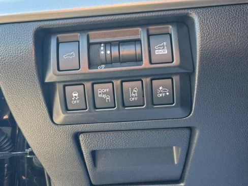Used 2018 Subaru Outback 2.5i Premium AWD/4WD image 6