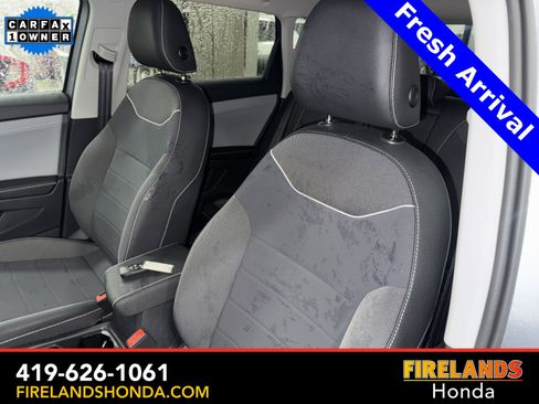 Used 2024 Volkswagen Taos SE image 13