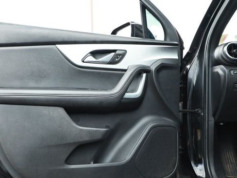Used 2020 Chevrolet Blazer LT FWD image 20
