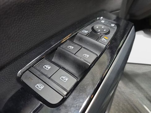 Used 2023 Nissan Pathfinder SL w/ Black Appearance Package AWD/4WD image 27