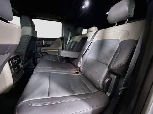 Used 2024 GMC Hummer EV 2X w/ LPO, Illumination Package AWD/4WD image 27