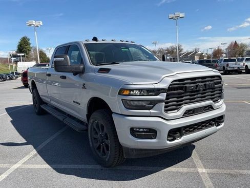 New 2026 RAM 3500 Big Horn AWD/4WD image 2