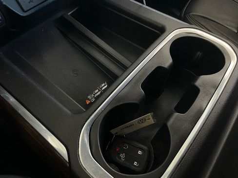 Used 2022 Chevrolet Silverado 3500 High Country w/ LPO, Hitch Package image 40