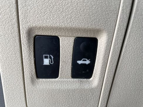 Used 2012 Lexus ES 350 image 17