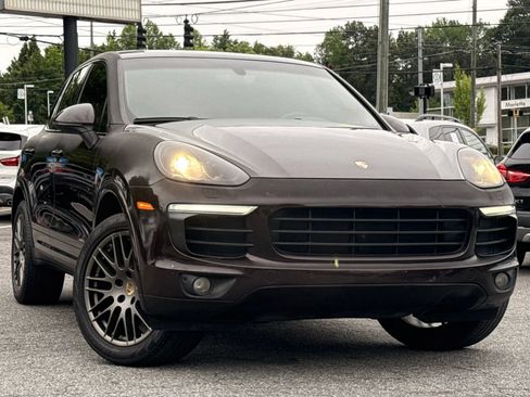 Used 2017 Porsche Cayenne Platinum Edition AWD/4WD image 7