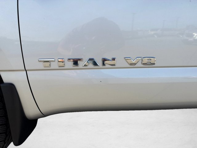 Used 2018 Nissan Titan SV AWD/4WD image 21
