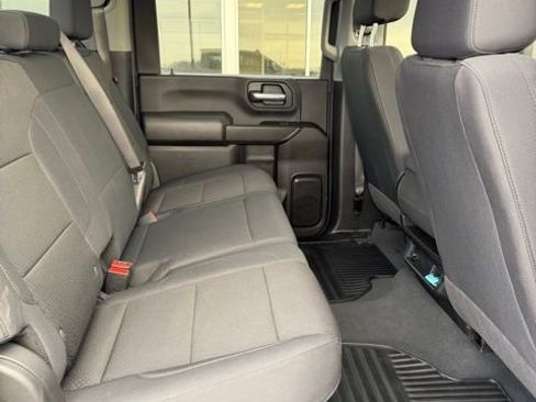 Used 2025 Chevrolet Silverado 2500 Custom image 17