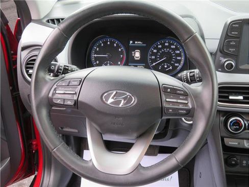 Used 2021 Hyundai Kona Limited w/ Cargo Package image 26