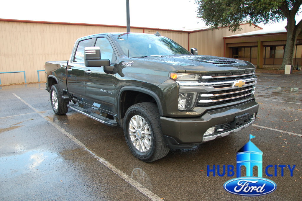 Used 2022 Chevrolet Silverado 2500 High Country w/ Safety Package II AWD/4WD image 7