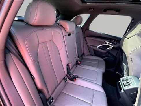 Used 2025 Audi Q5 Premium Plus w/ Premium Plus AWD/4WD image 29