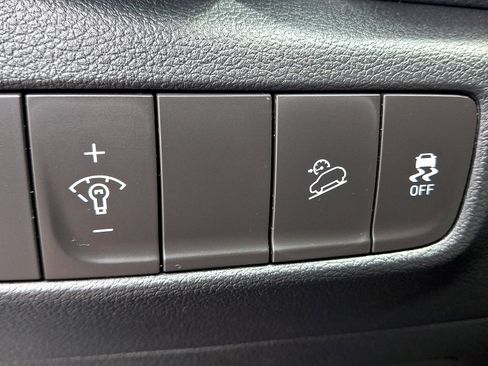Used 2023 Hyundai Kona SEL AWD/4WD image 24