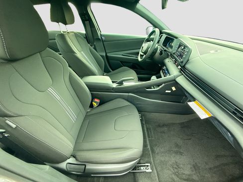New 2026 Hyundai Elantra Sport FWD image 20