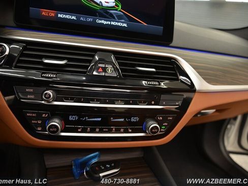 Used 2023 BMW 530i w/ Premium Package RWD image 35