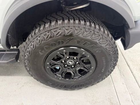 Used 2022 Ford Bronco Wildtrak AWD/4WD image 5