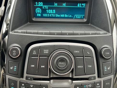 Used 2012 Buick LaCrosse Premium image 18